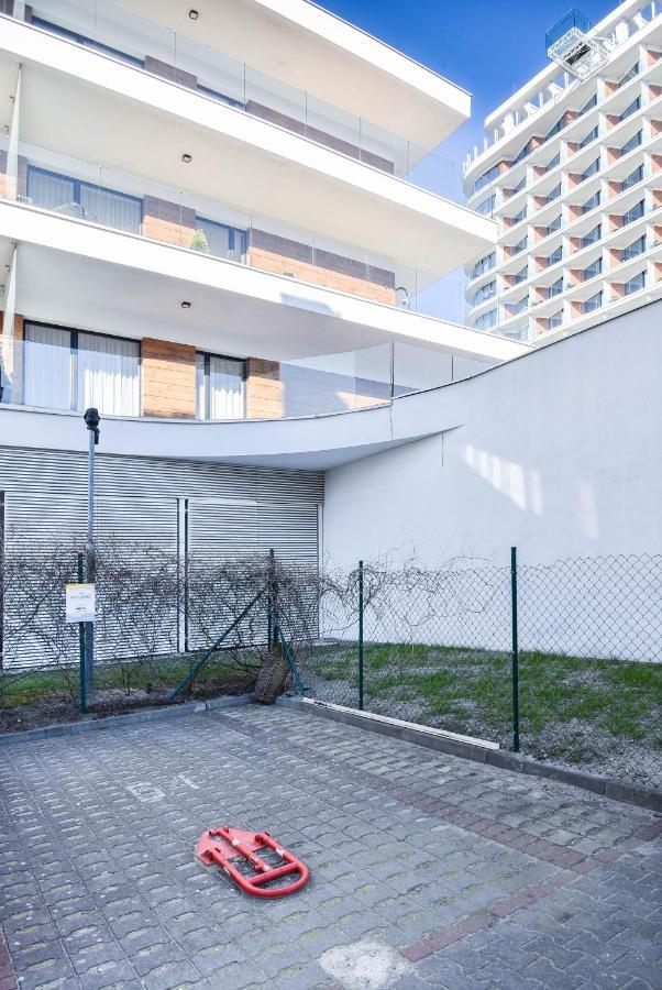 Apartamenty Promenada Z Tarasem I Parkingiem - Apartamenty Na Wyspie Swinemünde Exterior foto
