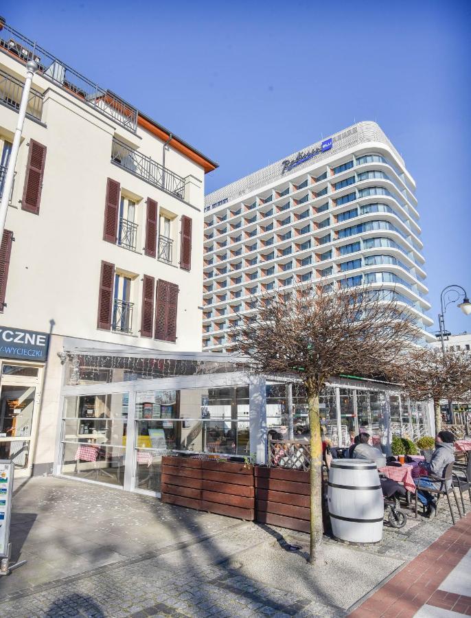 Apartamenty Promenada Z Tarasem I Parkingiem - Apartamenty Na Wyspie Swinemünde Exterior foto