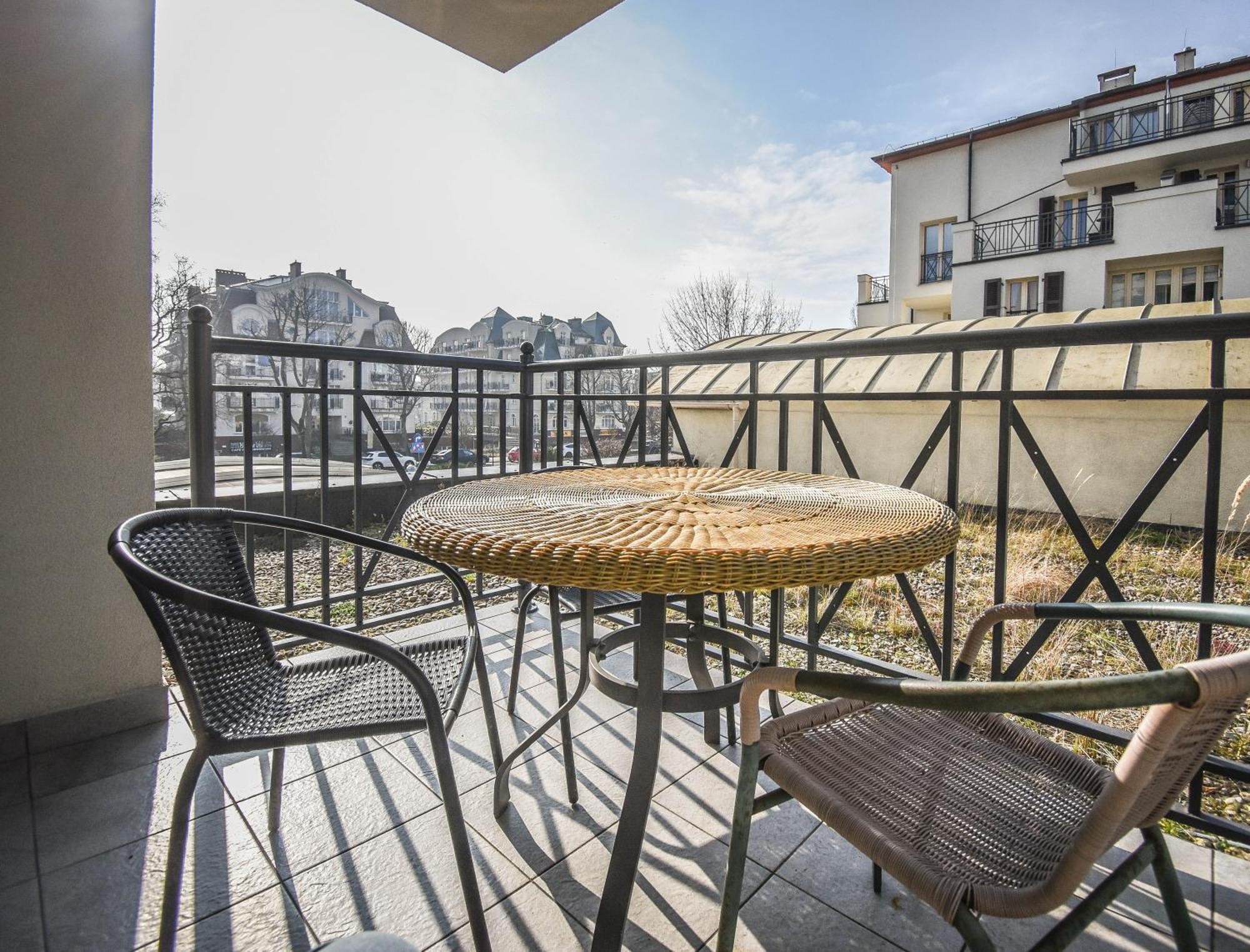Apartamenty Promenada Z Tarasem I Parkingiem - Apartamenty Na Wyspie Swinemünde Exterior foto