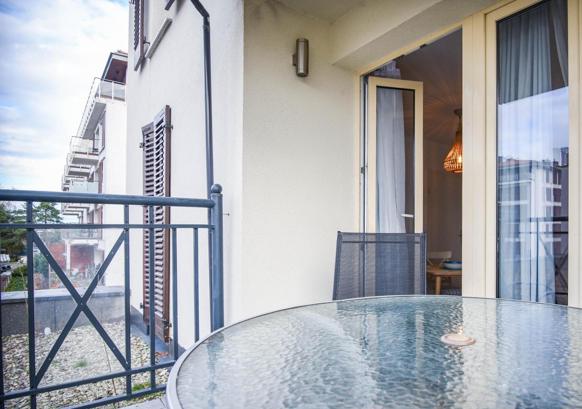 Apartamenty Promenada Z Tarasem I Parkingiem - Apartamenty Na Wyspie Swinemünde Exterior foto