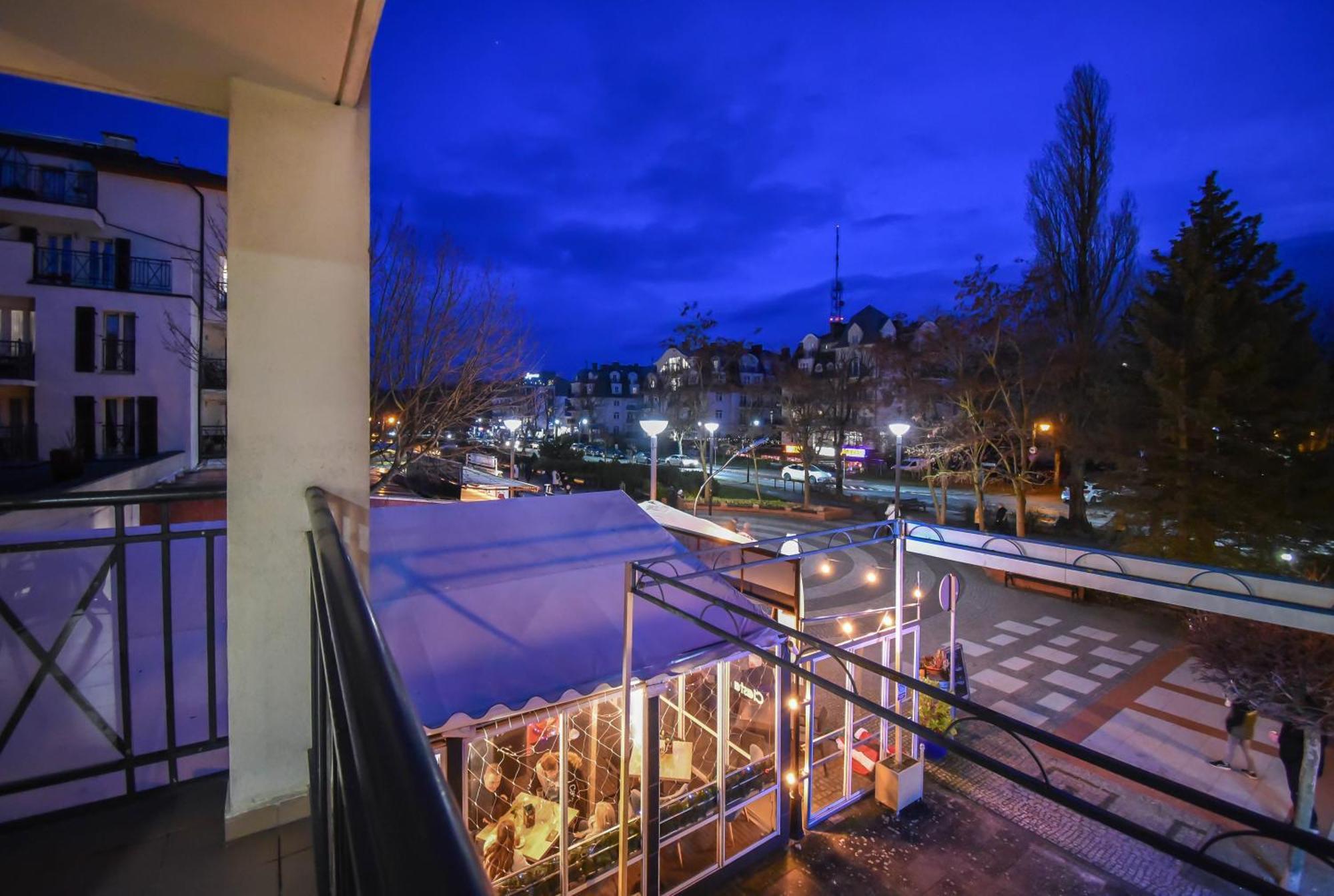 Apartamenty Promenada Z Tarasem I Parkingiem - Apartamenty Na Wyspie Swinemünde Exterior foto
