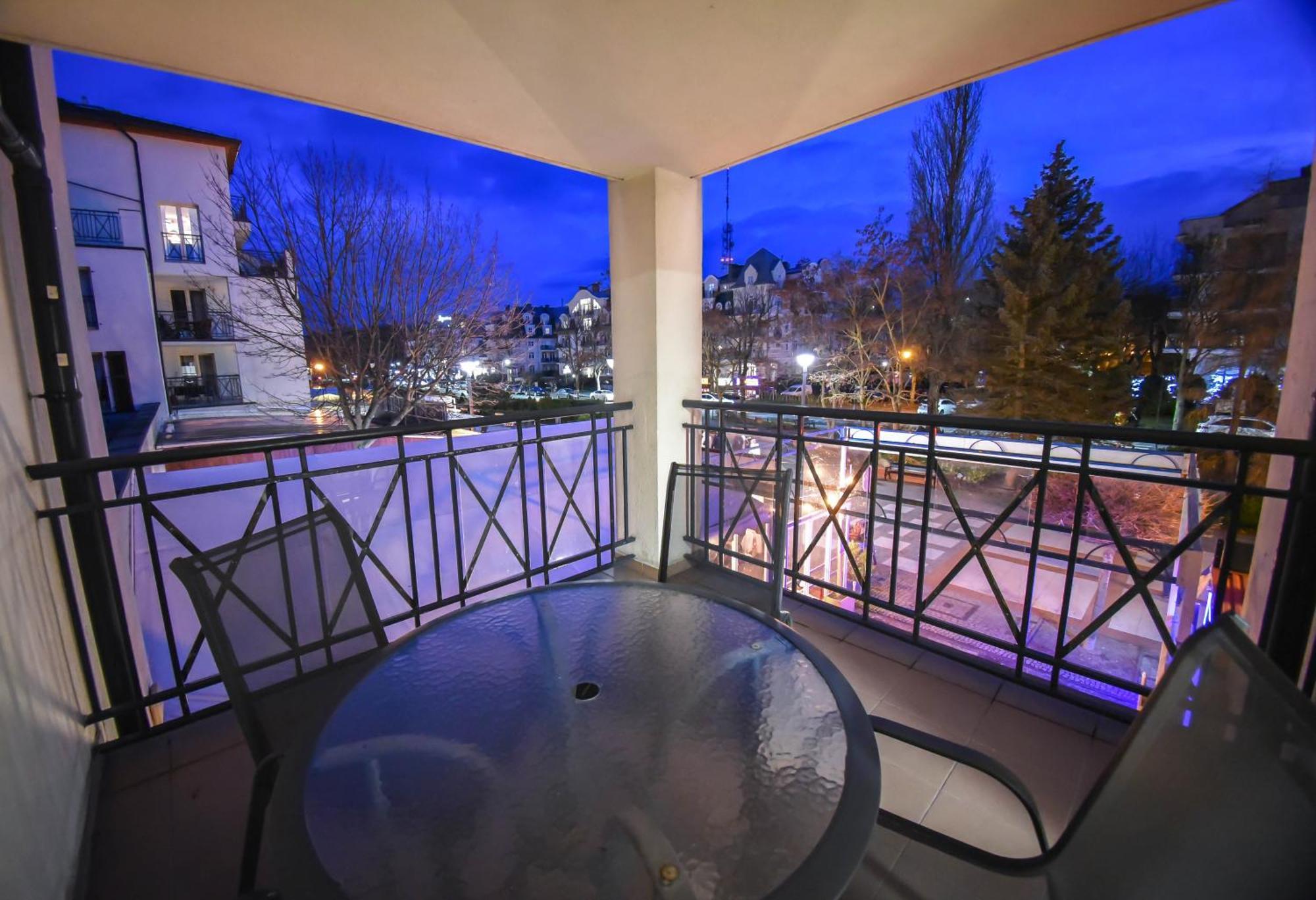 Apartamenty Promenada Z Tarasem I Parkingiem - Apartamenty Na Wyspie Swinemünde Exterior foto